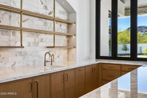 $10,500,000 | 6610 North Mountain View Road, Paradise Valley, AZ 85253