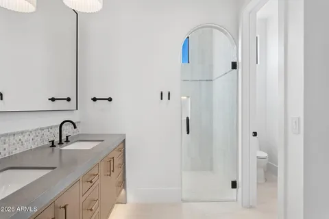 $10,500,000 | 6610 North Mountain View Road, Paradise Valley, AZ 85253