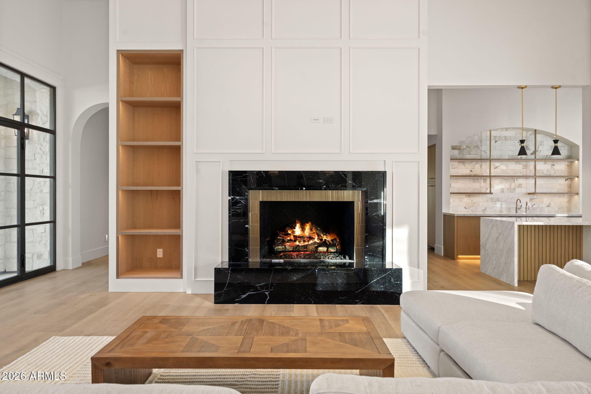 6610 North Mountain View Road Paradise Valley, AZ 85253 - Photo 6 of 31 Living Room