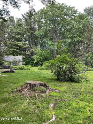 $295,000 | 10 Art School Road, Monterey, MA 01245