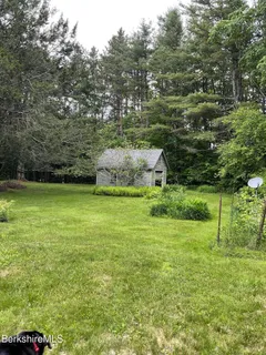 $295,000 | 10 Art School Road, Monterey, MA 01245