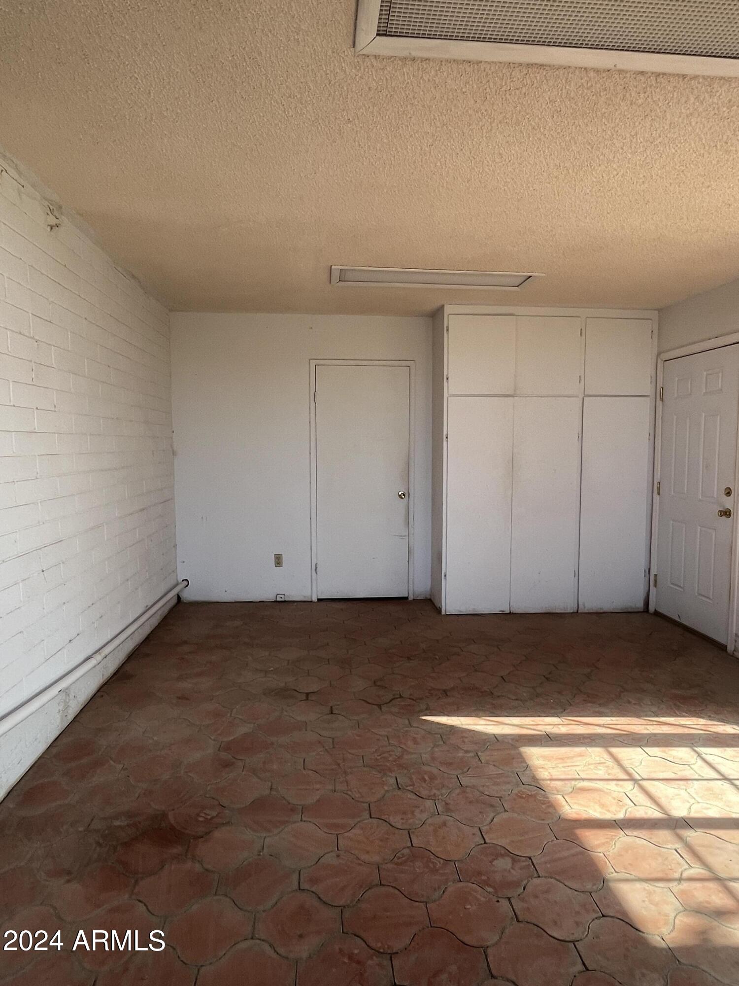 1705 6th Green Street Douglas, AZ 85607 - Photo 5 of 11 a view of an empty room