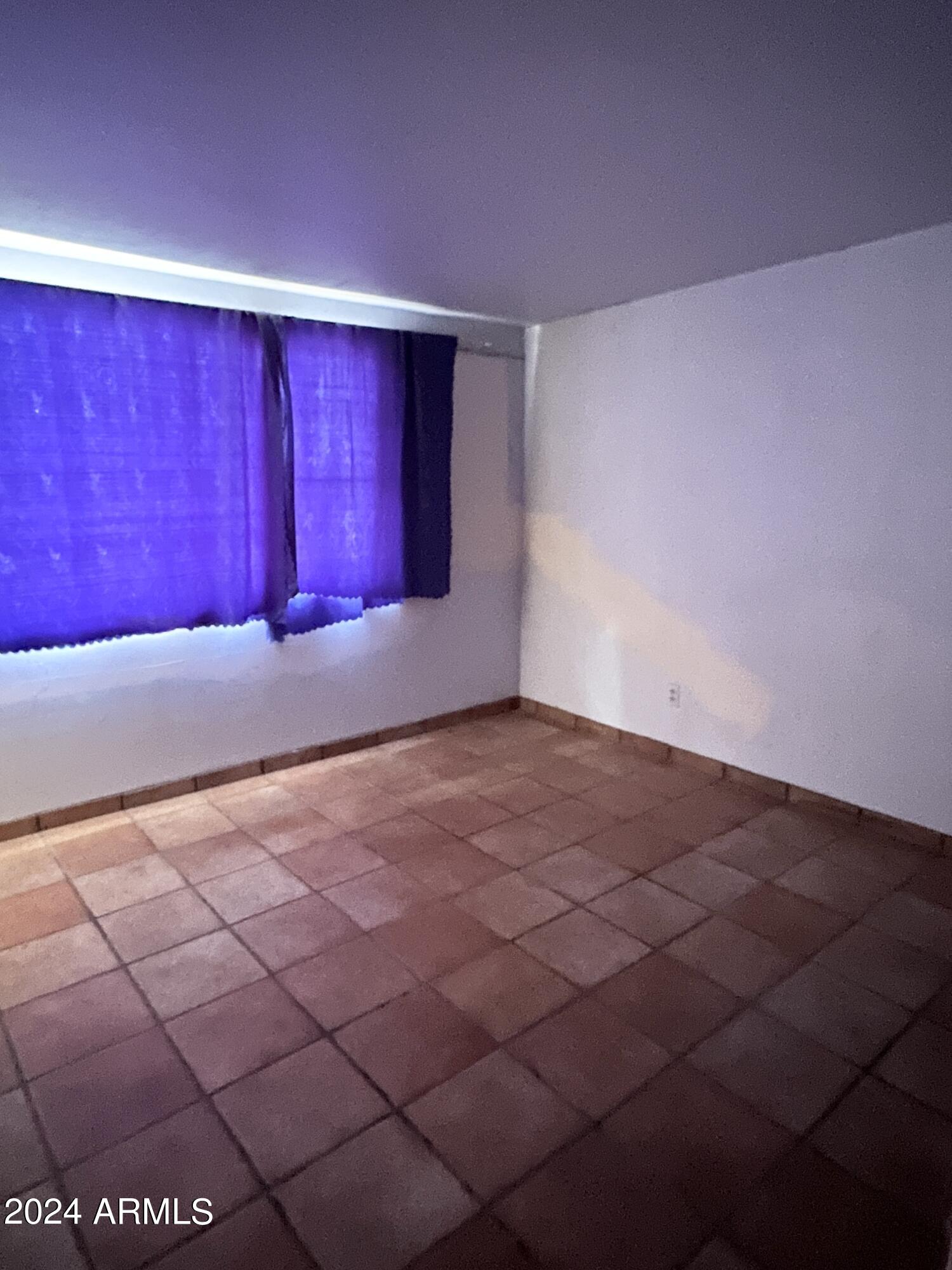 1705 6th Green Street Douglas, AZ 85607 - Photo 10 of 11 a view of an empty room
