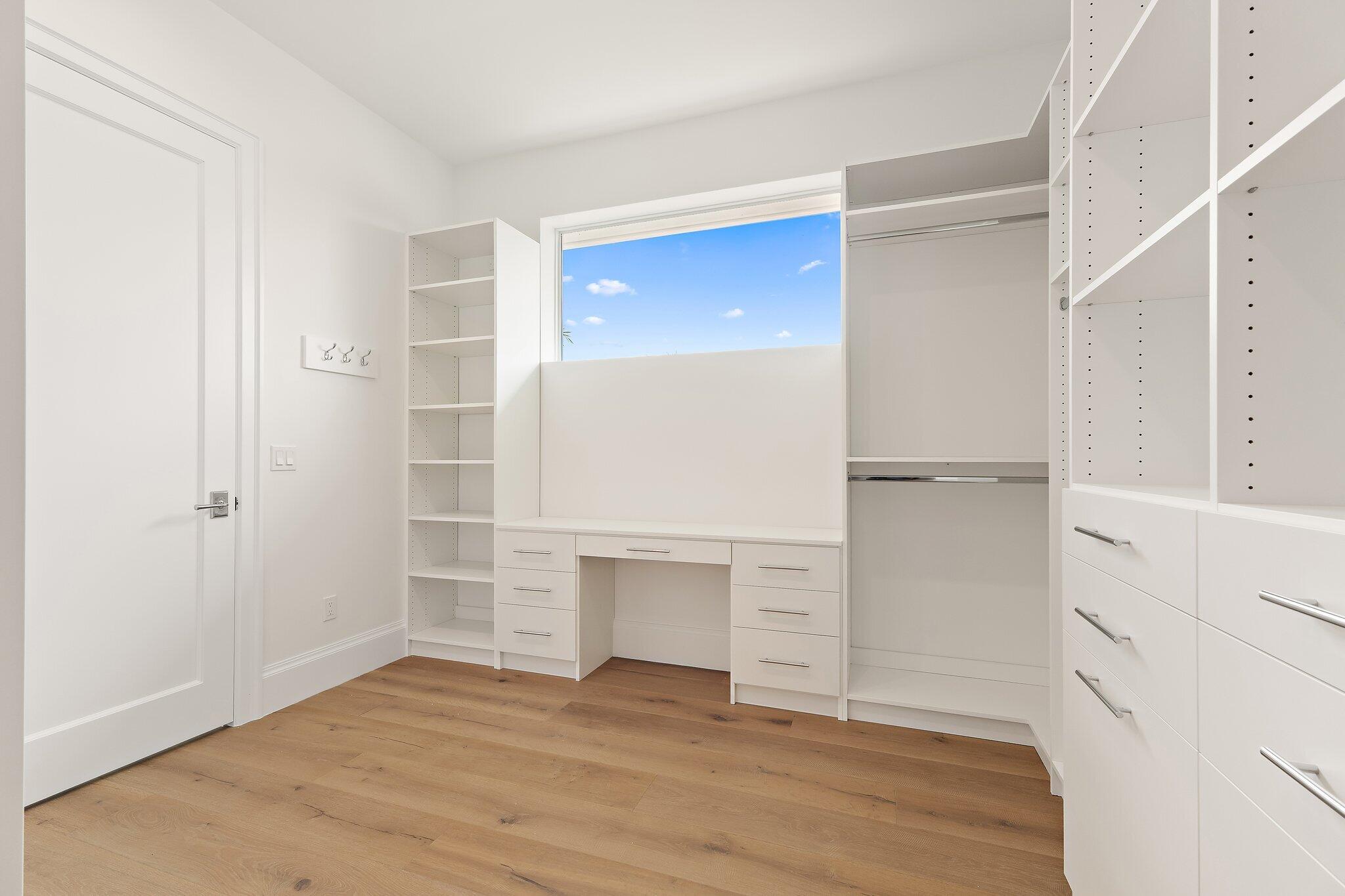 131 Dory Road South North Palm Beach, FL 33408 - Photo 26 of 80 Primary Closet