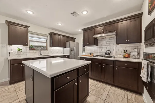 $2,800 | 6546 Grapevine Bend, Manvel, TX 77578