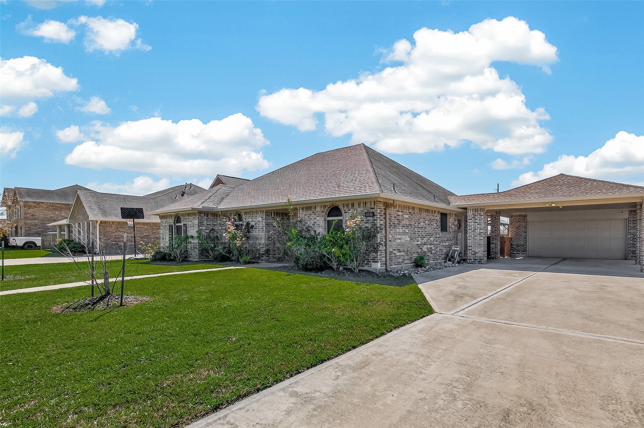 6546 Grapevine Bend Manvel, TX 77578 - Photo 3 of 44