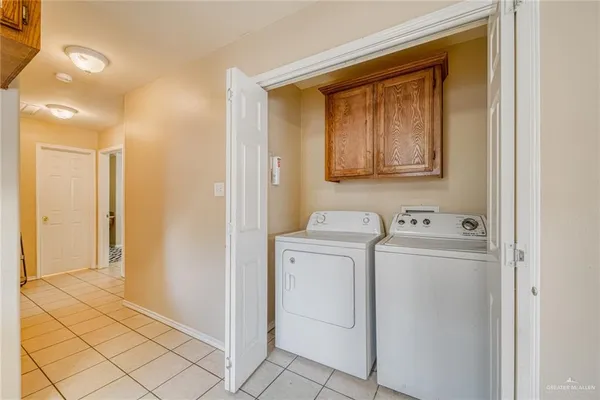 $1,000 | 3624 West Sarah Evans Street, Unit 1, Edinburg, TX 78541