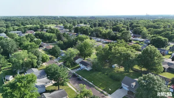 $12,500 | 225 Maple Park Drive, Pekin, IL 61554