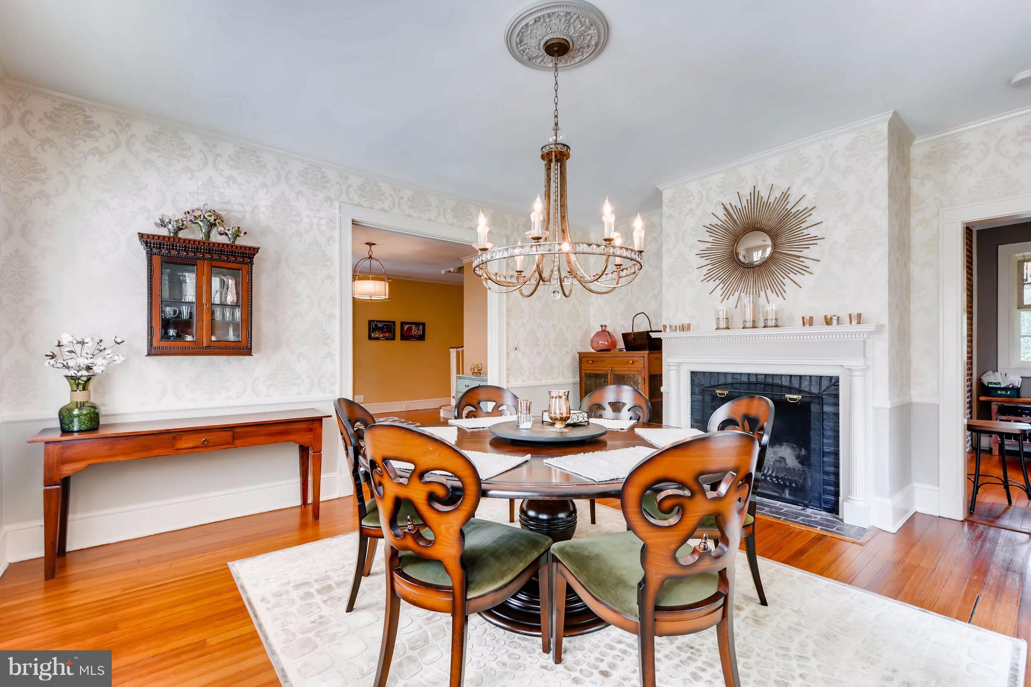 2110 Uffington Road Baltimore, MD 21209 - Photo 11 of 30 Dining Room