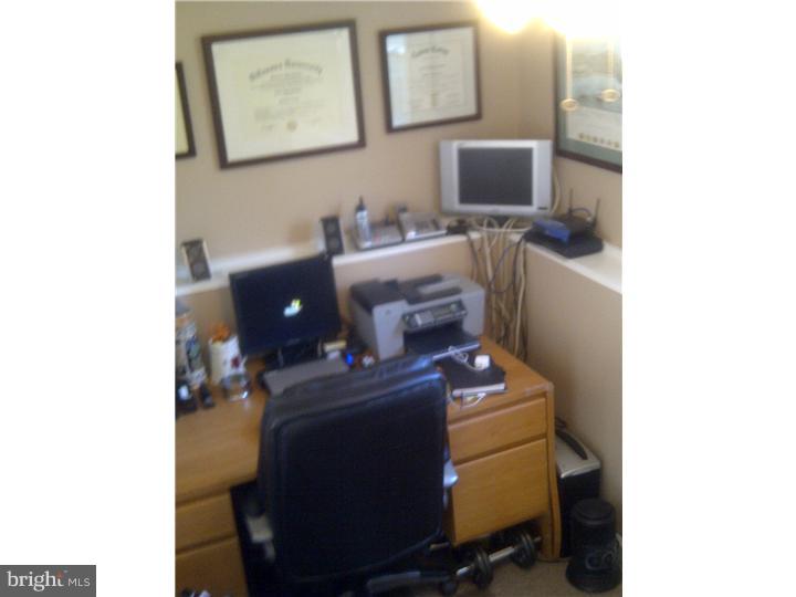 45 Taylor Road Conshohocken, PA 19428 - Photo 9 of 14 Office / Study