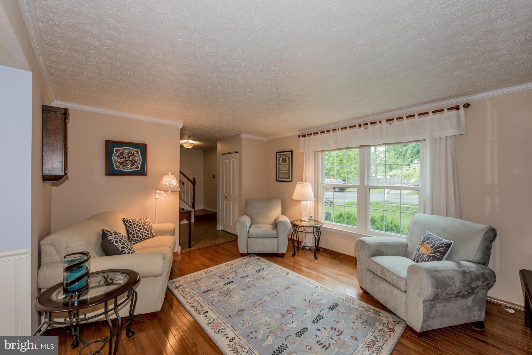 7723 Harmans Road Hanover, MD 21076 - Photo 11 of 30 Living Room