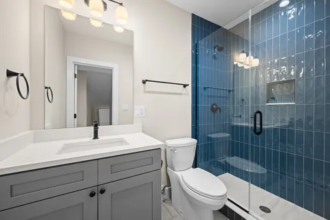 $1,295,000 | 819 South Highland Avenue, Arlington Heights, IL 60005
