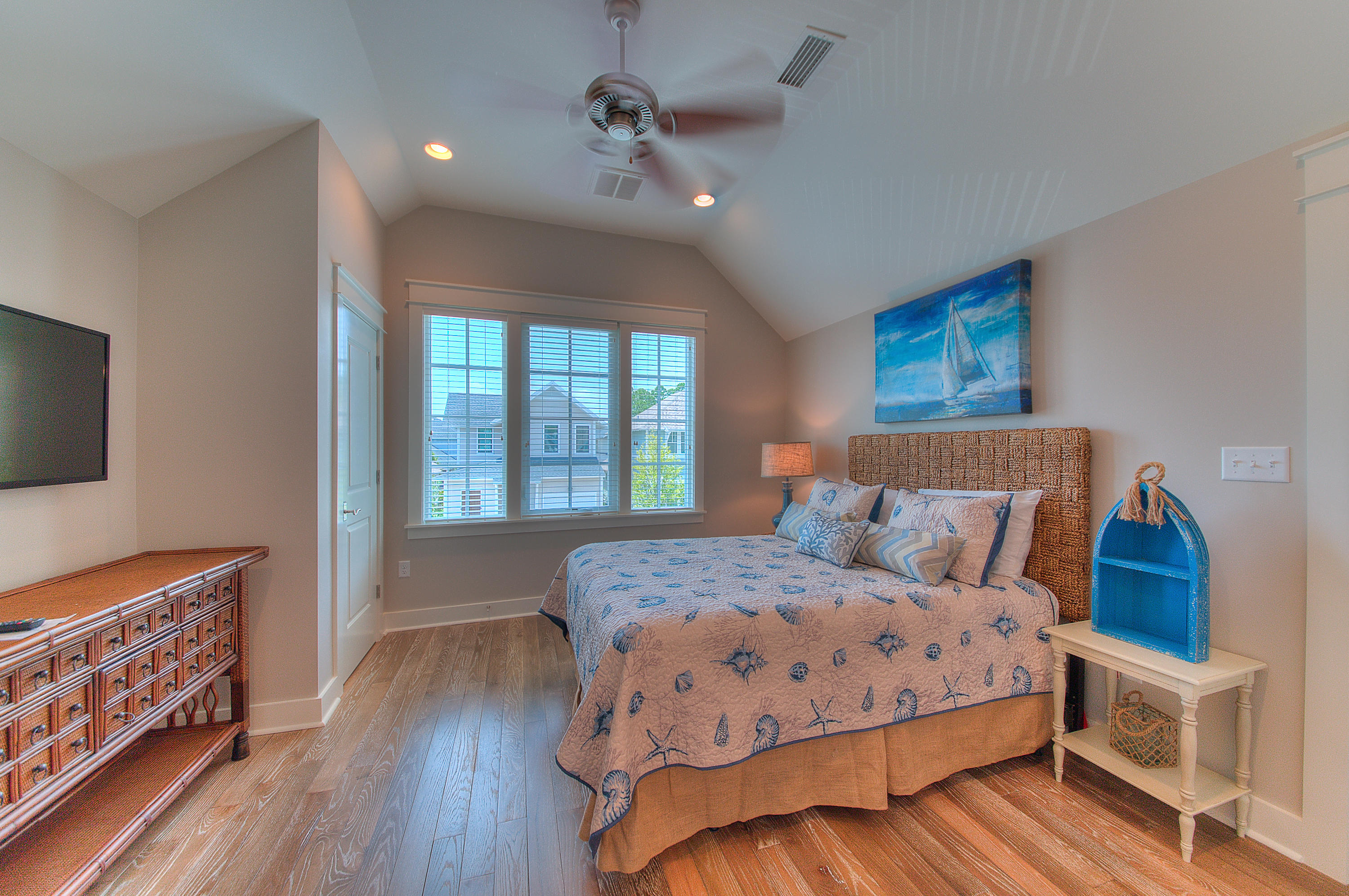 20 Full Moon Lane Santa Rosa Beach, FL 32459 - Photo 15 of 19 upstairs guest room 2