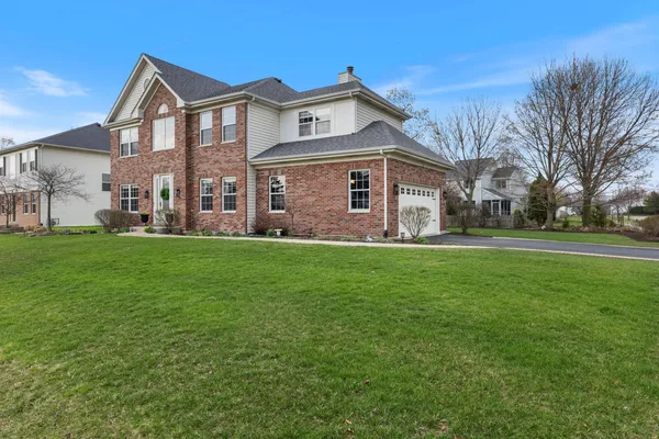 $600,000 | 202 Mill Street, Batavia, IL 60510