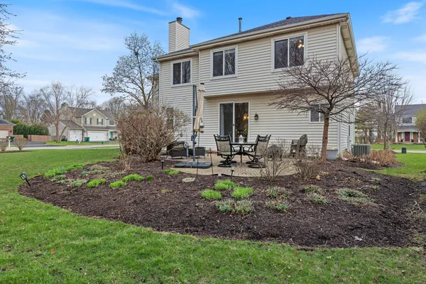 $600,000 | 202 Mill Street, Batavia, IL 60510
