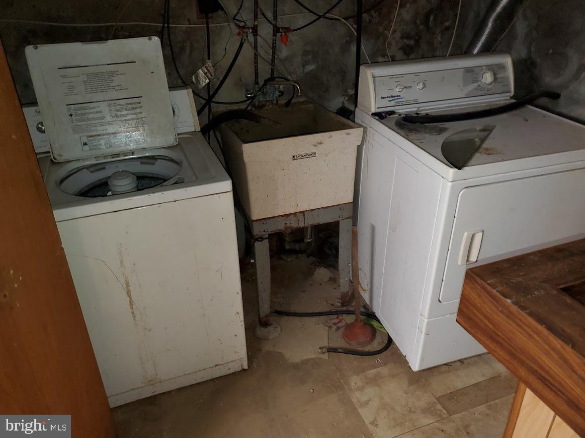 5745 Hunter Street Philadelphia, PA 19131 - Photo 29 of 39