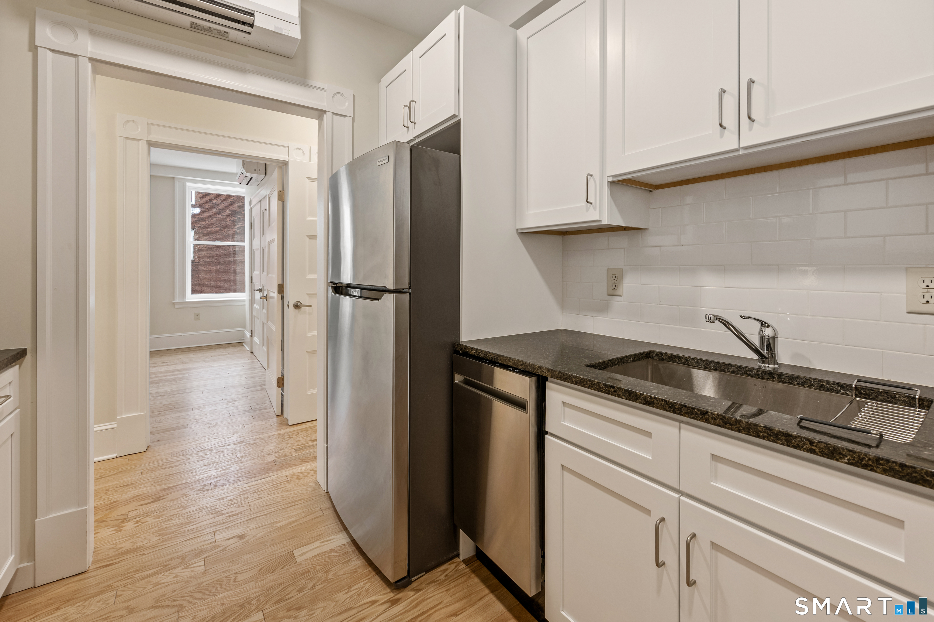 1355 Main Street, Unit 204 Hartford, CT 06103 - Photo 10 of 20