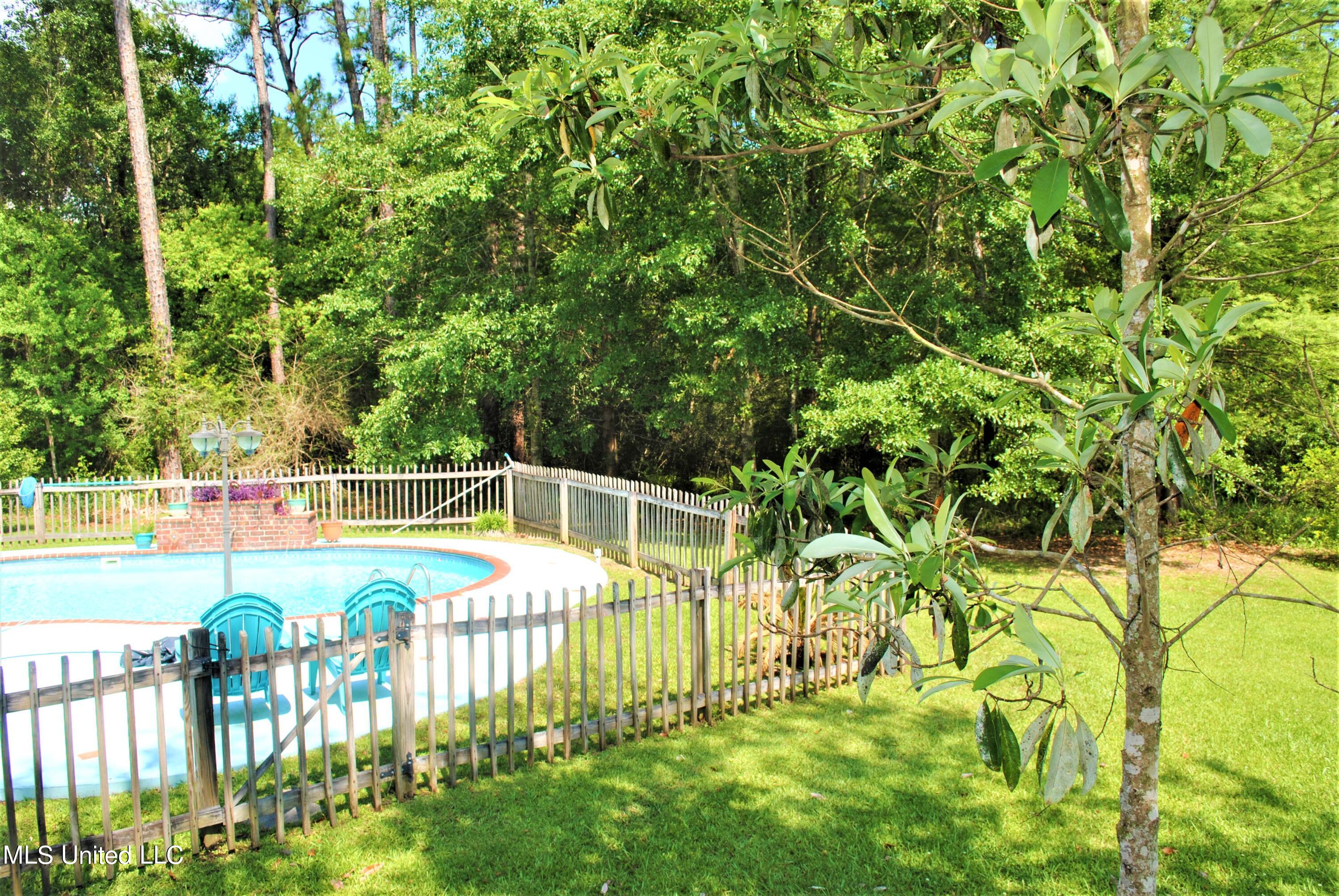 12415 Raintree Place Biloxi, MS 39532 - Photo 41 of 46 DSC_5233