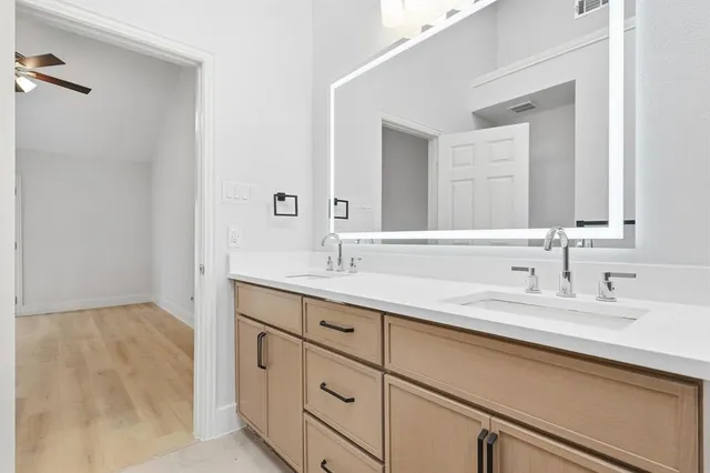 $2,100 | 4813 Via Ventura, Mesquite, TX 75150