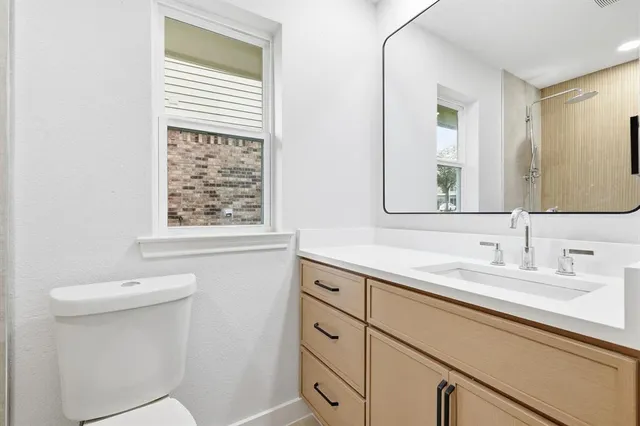 $2,100 | 4813 Via Ventura, Mesquite, TX 75150