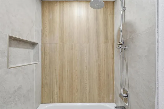 $2,100 | 4813 Via Ventura, Mesquite, TX 75150