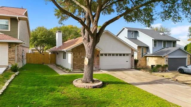 $2,100 | 4813 Via Ventura, Mesquite, TX 75150