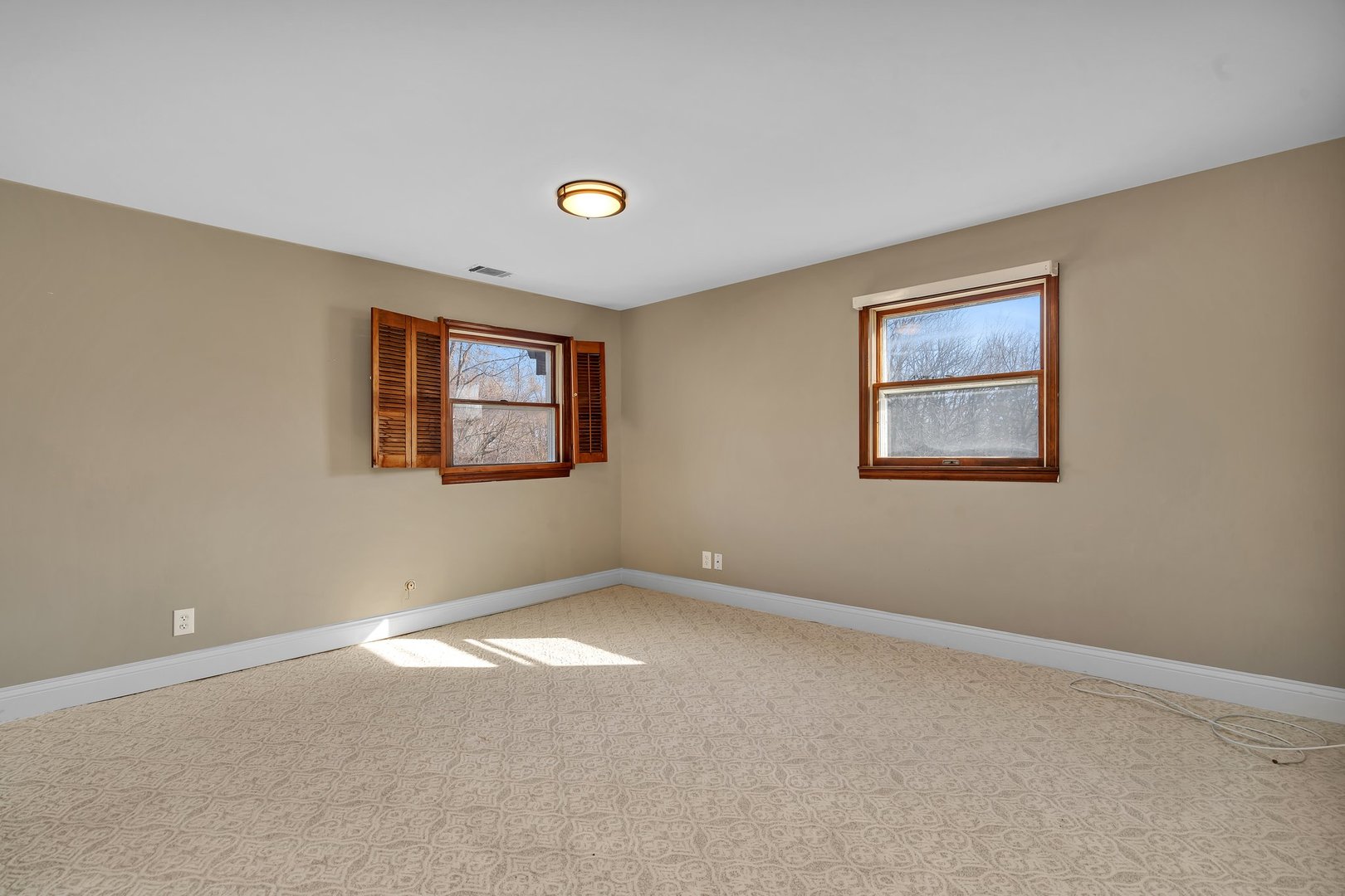 13070 McKanna Road Minooka, IL 60447 - Photo 31 of 43 a view of an empty room with a window