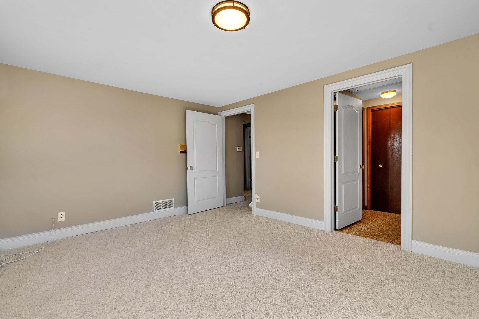 13070 McKanna Road Minooka, IL 60447 - Photo 32 of 43 a view of an empty room