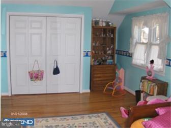 37 Valley Road Wyomissing, PA 19610 - Photo 7 of 9 Gallery Image 7