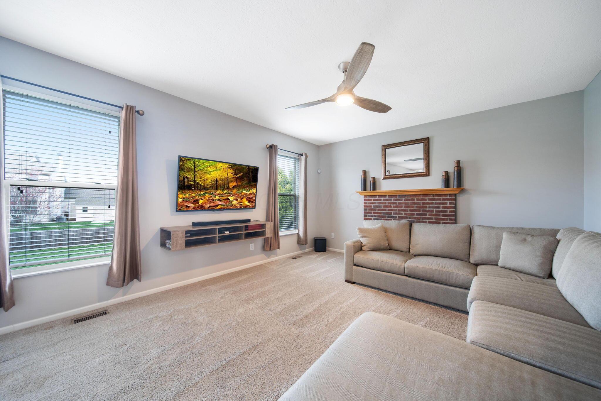 7591 Rolling Ridge Way Westerville, OH 43082 - Photo 12 of 30 Family Room