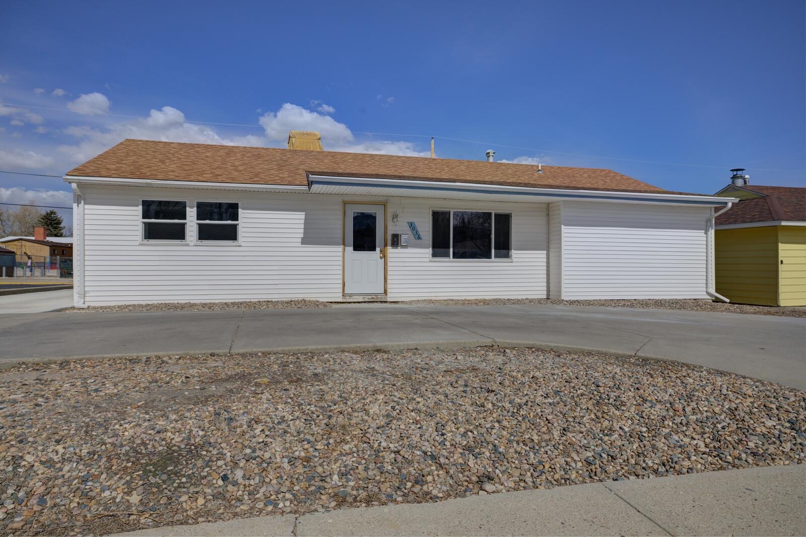 3036 East 8th Street Casper, WY 82609 - Photo 2 of 32
