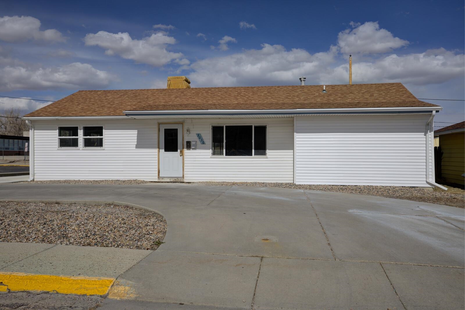 3036 East 8th Street Casper, WY 82609 - Photo 5 of 32