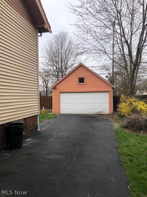 3608 Menlo Road Cleveland, OH 44120 - Photo 3 of 34