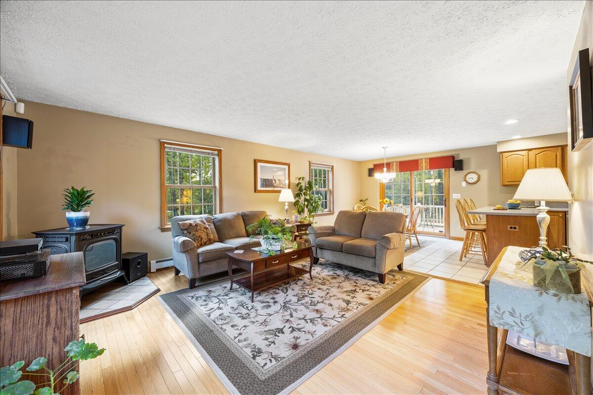 225 Holmes Road Scarborough, ME 04074 - Photo 11 of 37 11-225 Holmes-11