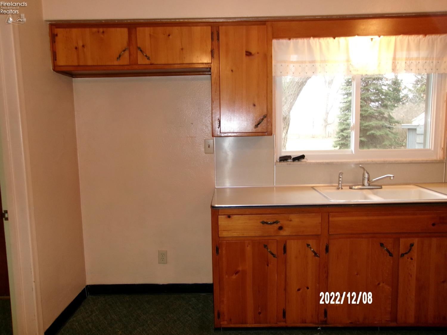 27433 Tracy Road Perrysburg, OH 43551 - Photo 5 of 20 Gallery Image 5