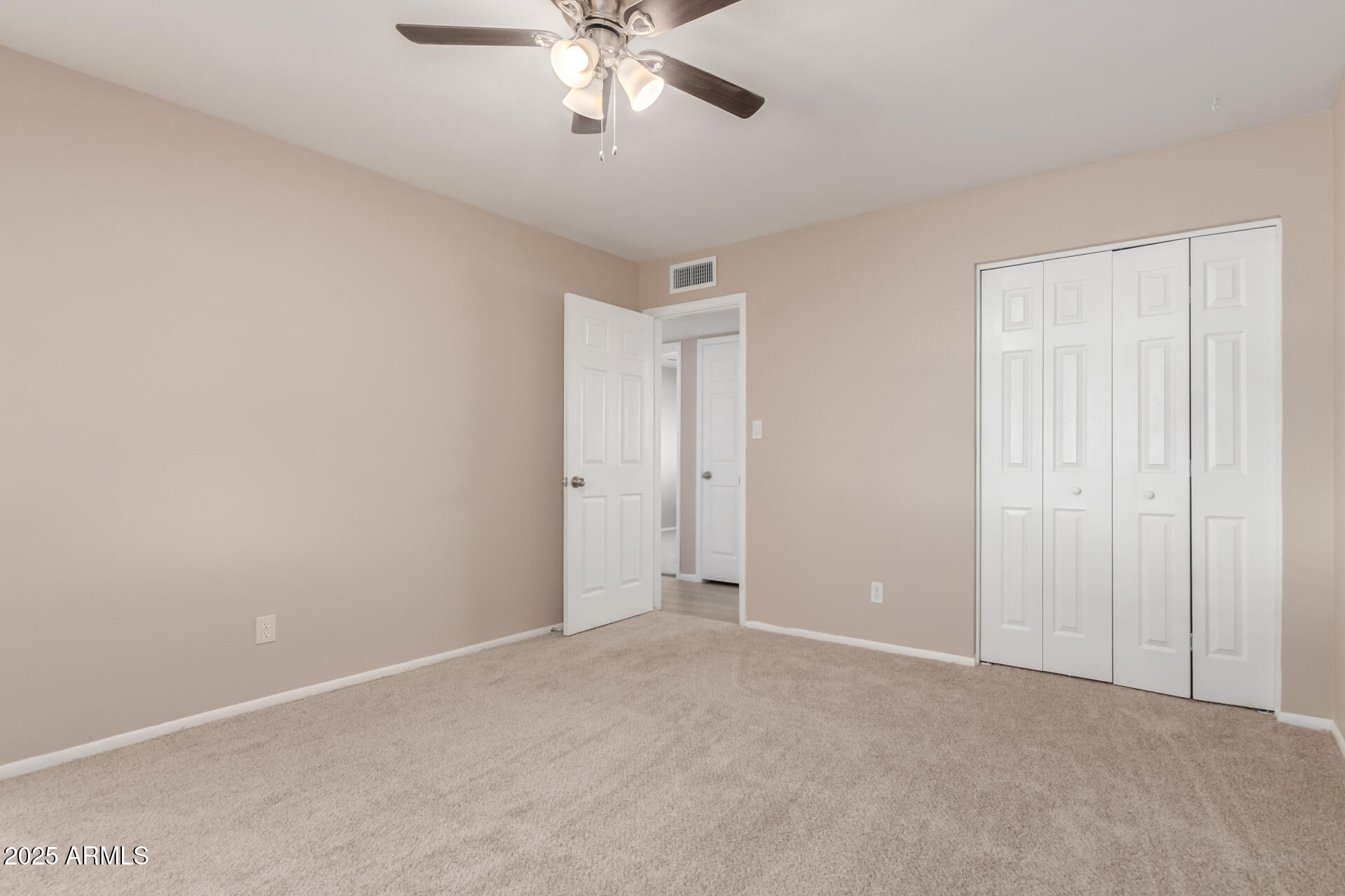 2710 South Terrace Road Tempe, AZ 85282 - Photo 18 of 23 17 Terrace