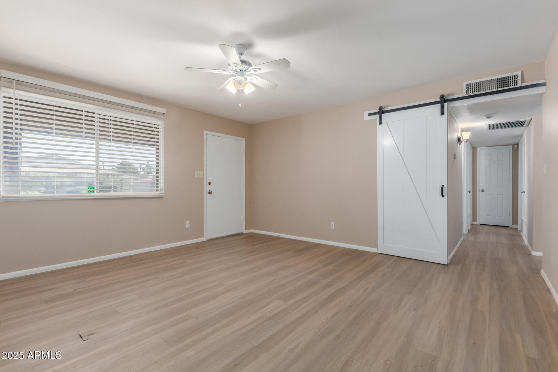 2710 South Terrace Road Tempe, AZ 85282 - Photo 4 of 23 08 Terrace