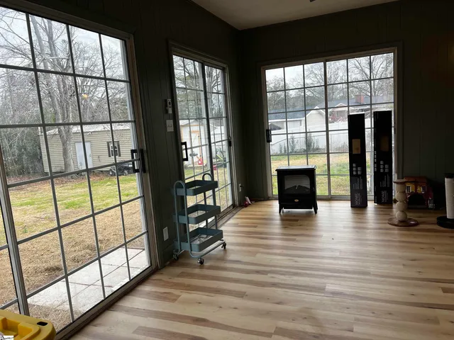 $249,900 | 713 Cross Anchor Road, Woodruff, SC 29388