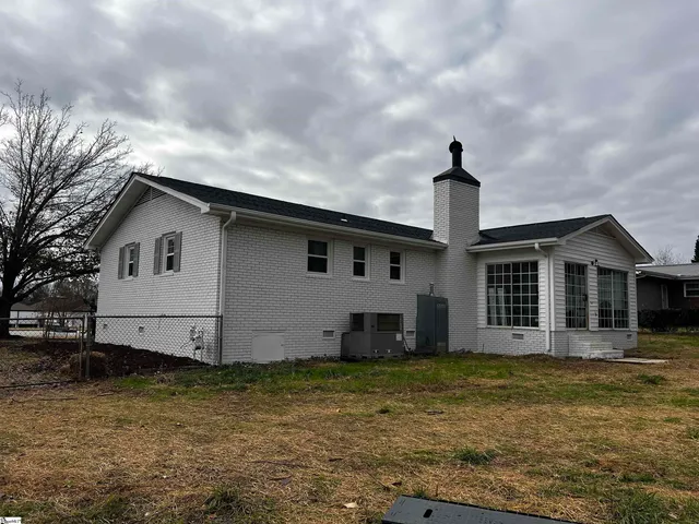 $249,900 | 713 Cross Anchor Road, Woodruff, SC 29388