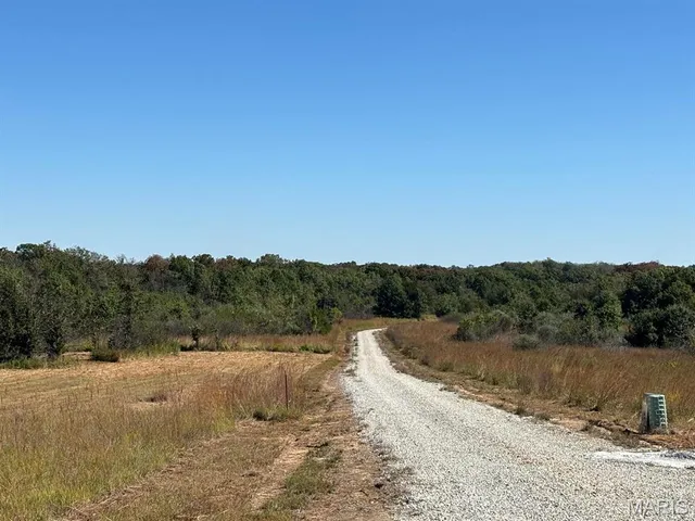 $89,900 | 15 Olivia Lane, Perry, MO 63462