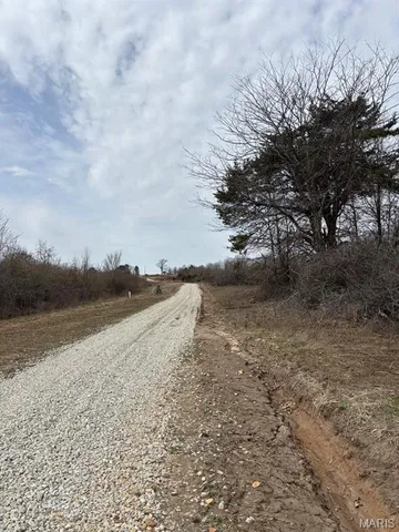 $89,900 | 15 Olivia Lane, Perry, MO 63462