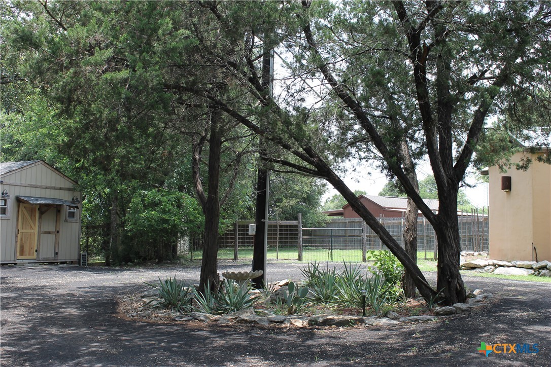 2114 Sparta Road Belton, TX 76513 - Photo 6 of 45