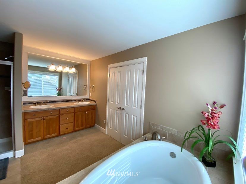 725 South 38th Court Renton, WA 98055 - Photo 22 of 37