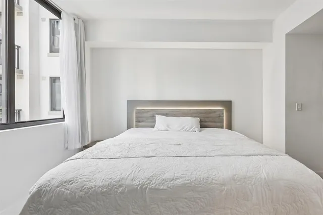 $630,000 | 301 Altara Avenue, Unit 620, Coral Gables, FL 33146