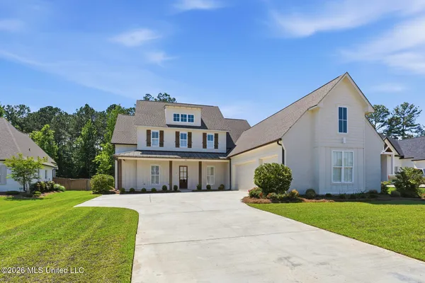 $799,000 | 409 West Oak Circle, Madison, MS 39110