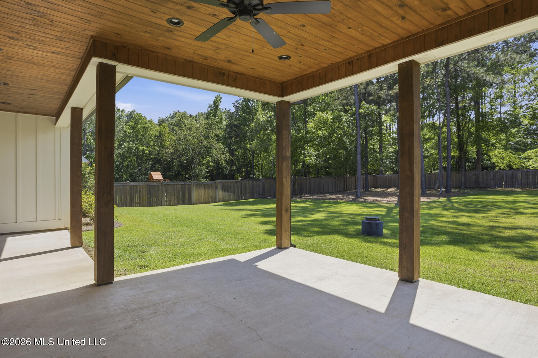 409 West Oak Circle Madison, MS 39110 - Photo 38 of 41 409 W Oak Cir-38