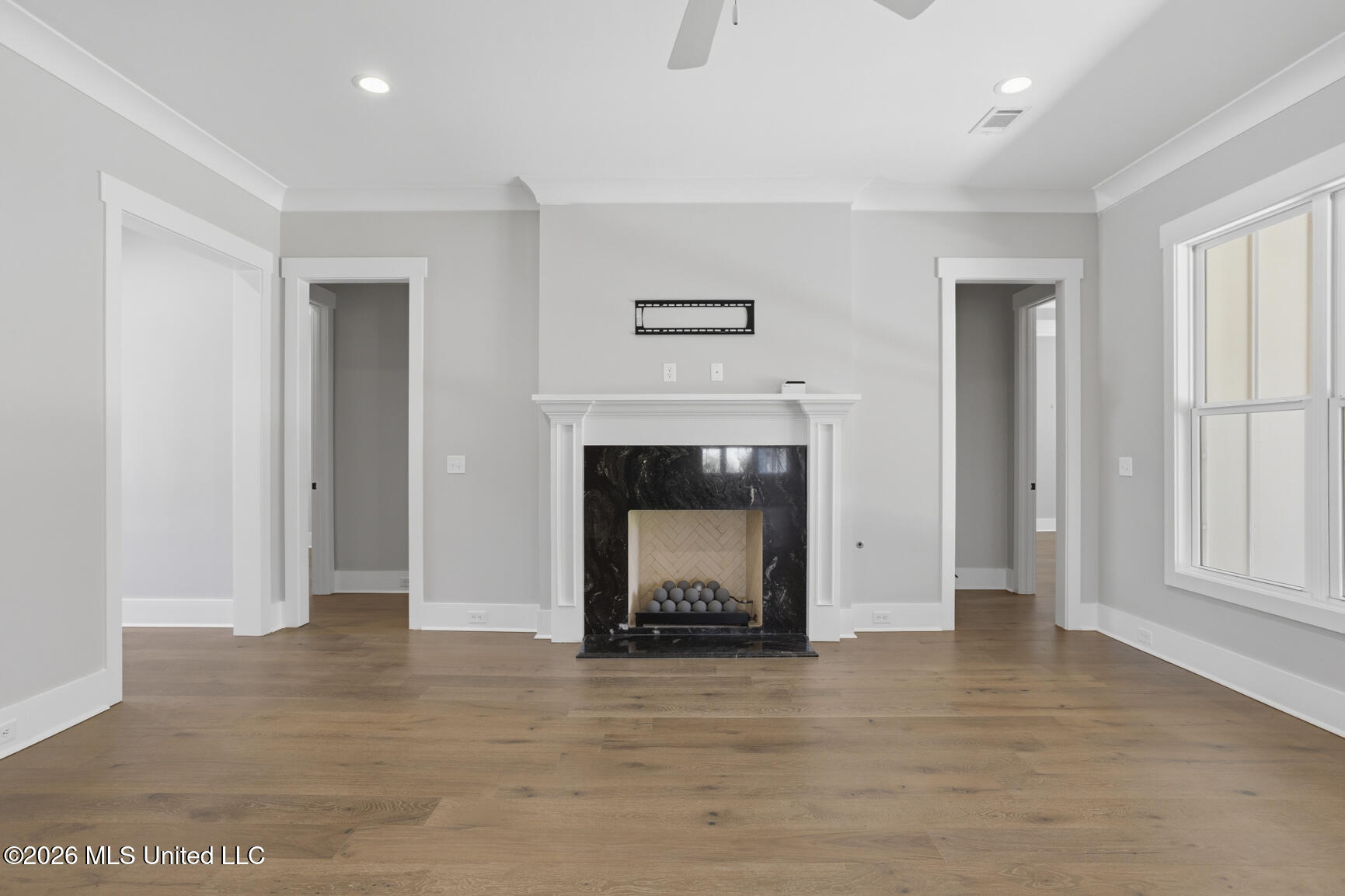 409 West Oak Circle Madison, MS 39110 - Photo 6 of 41 409 W Oak Cir-6