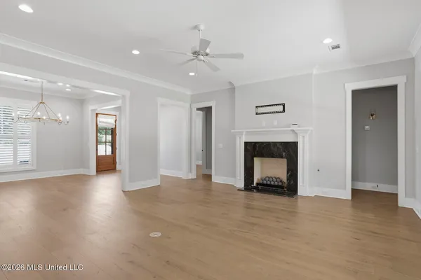 $799,000 | 409 West Oak Circle, Madison, MS 39110