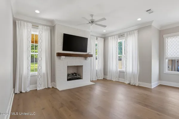 $799,000 | 409 West Oak Circle, Madison, MS 39110