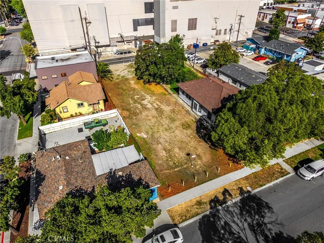 $330,000 | 220 West C Street, Ontario, CA 91762